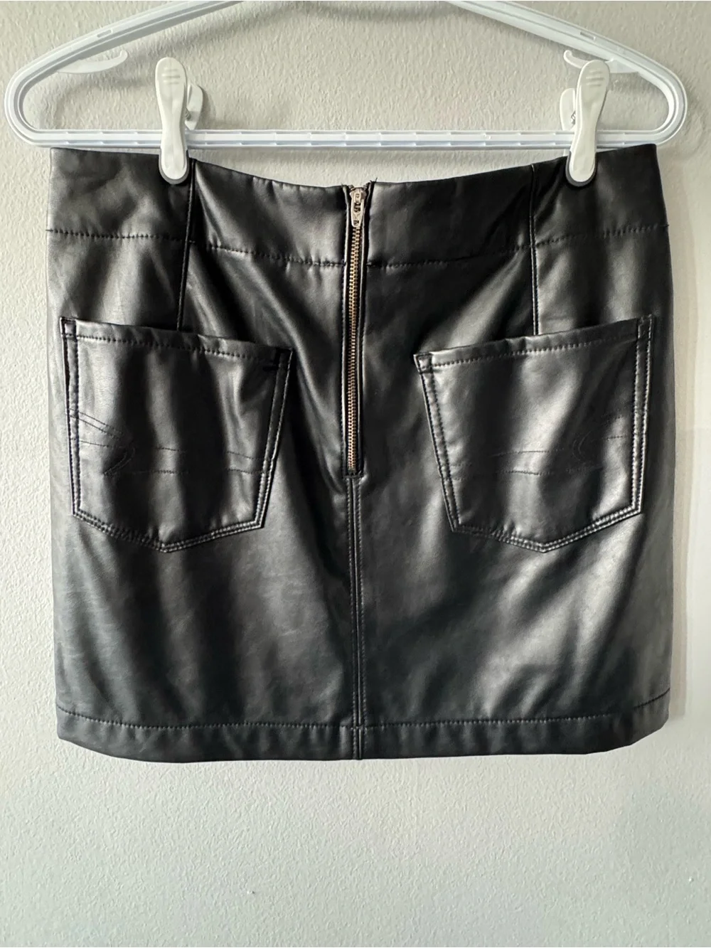 American Eagle Outfitters Black Faux Leather Mini Skirt - Picture 2 of 5